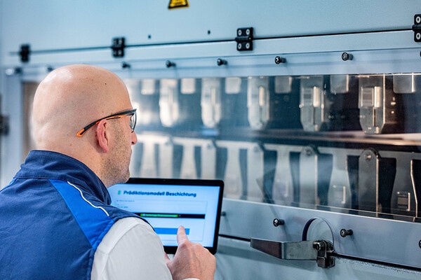 BMW 그룹, 인공지능 활용해 배터리 셀 생산 공정 혁신 추진